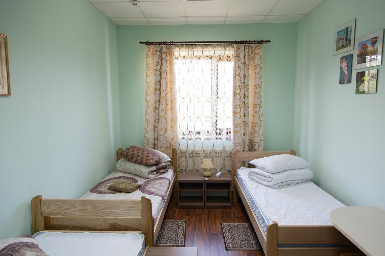 Alekselena Hotel Malehiv Kültér fotó
