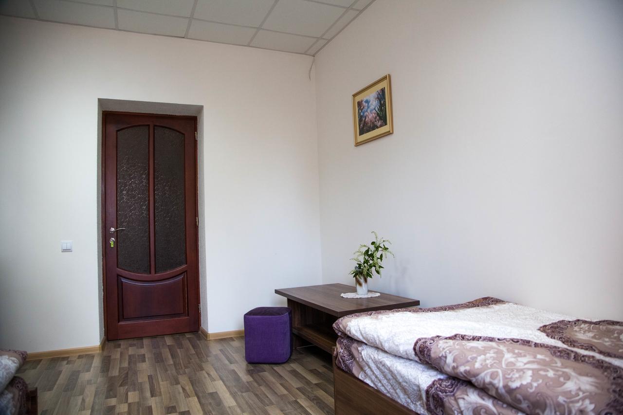 Alekselena Hotel Malehiv Kültér fotó